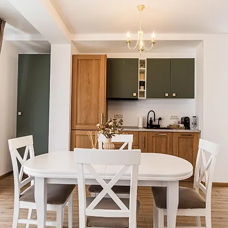 Cozy Brand New Boutique براشوف