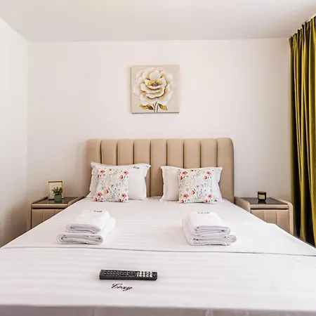 Cozy Brand New Boutique