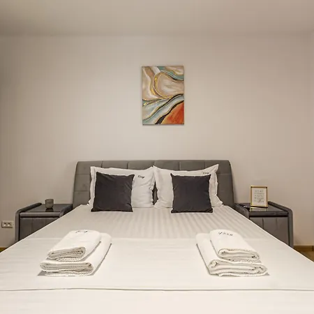 Cozy Brand New Boutique Apartahotel *