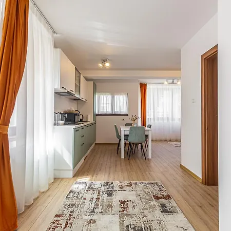 Cozy Brand New Boutique شقة فندقية براشوف