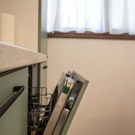 Cozy Brand New Boutique براشوف